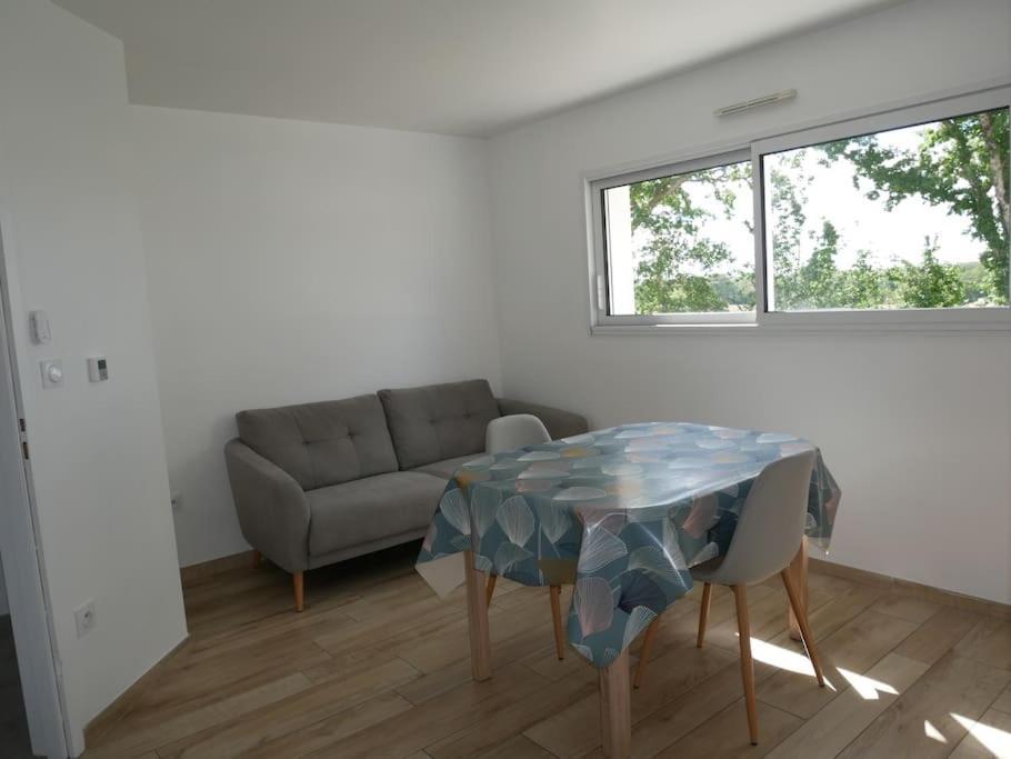 Appt T2 Confortable La Roche-sur-Yon Esterno foto